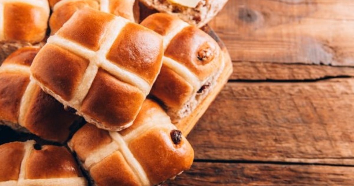 Les brioches de Pâques sont-elles mortelles et toxiques ? La sécurité des chiens de Pâques expliquée