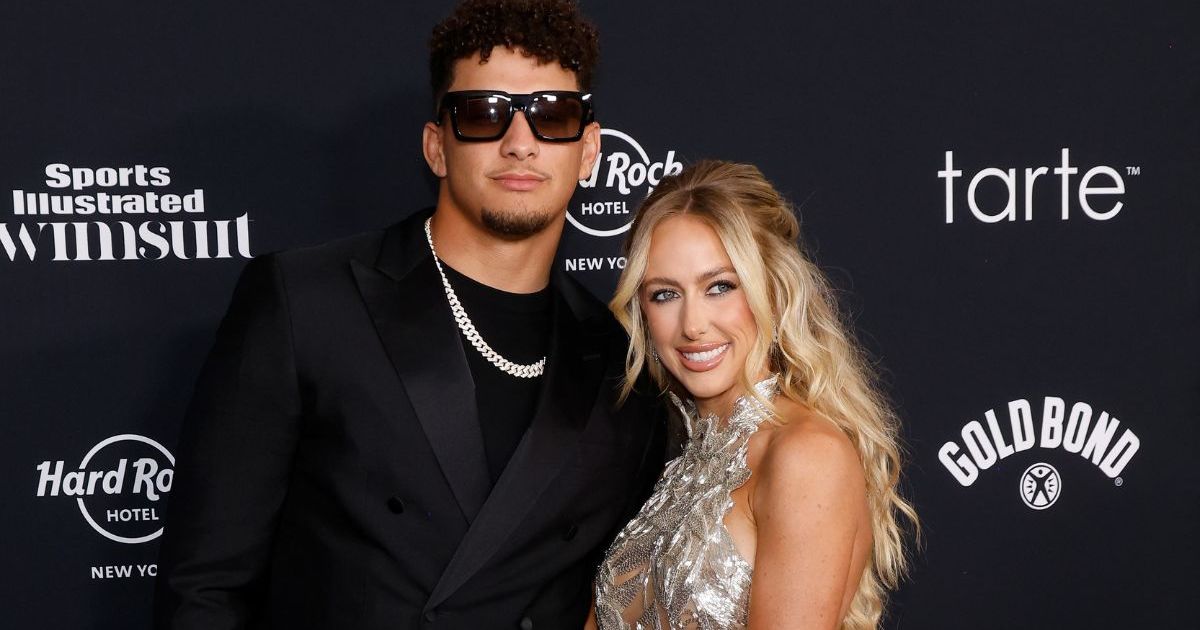 Brittany et Patrick Mahomes ont nommé leur chien d’après les Steelers de Pittsburgh