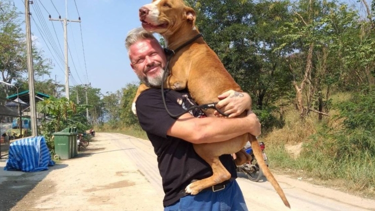 L’homme qui sauve les chiens s’apprête à lancer un livre pour collecter des fonds