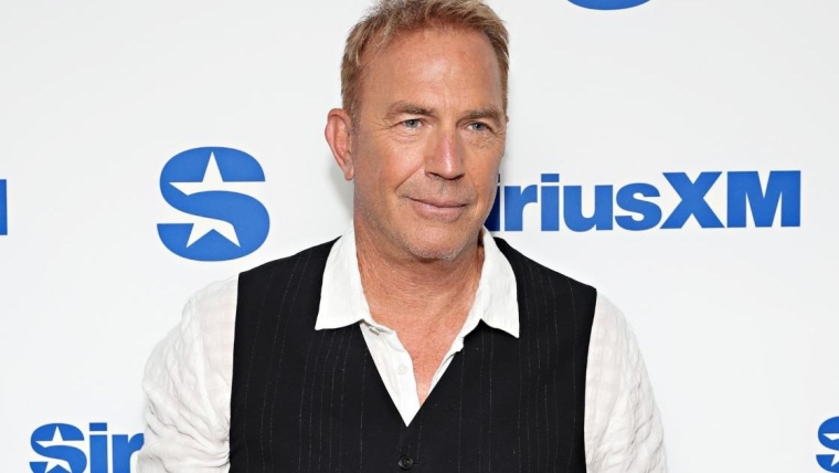 L’acteur Kevin Costner et le chiot Bobby partagent certains traits de caractère