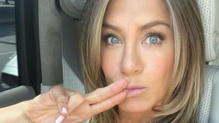 Comment un épisode de « Friends » a déclenché l’amour de Jennifer Aniston pour les chiens