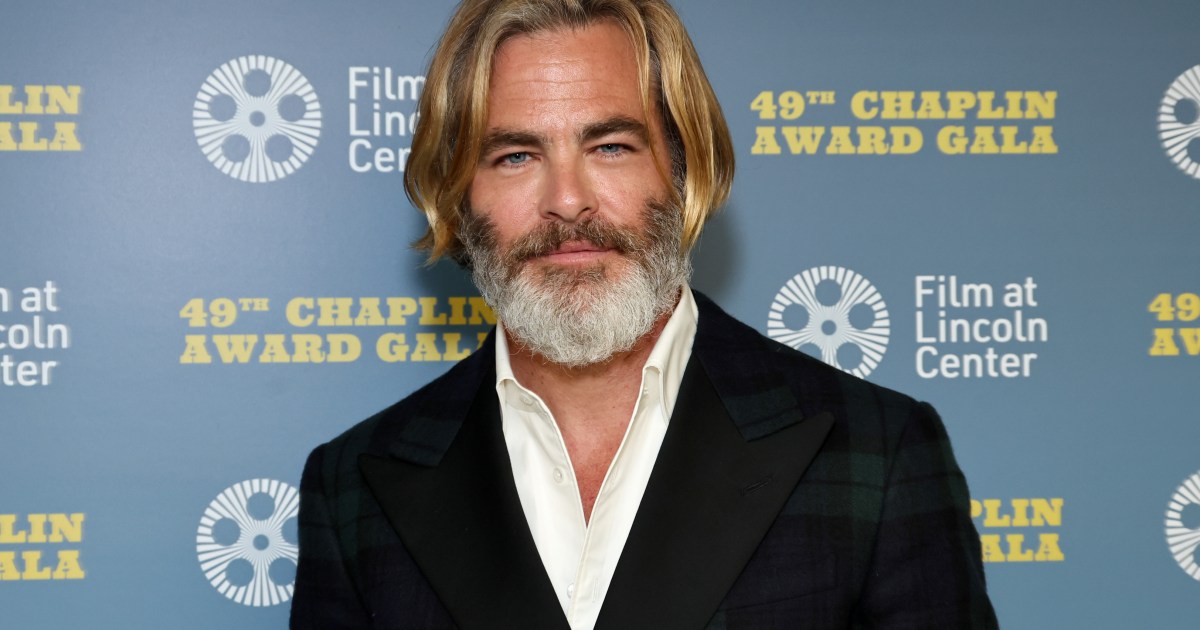 Chris Pine demande à ses fans d’adopter des perroquets issus du programme d’euthanasie