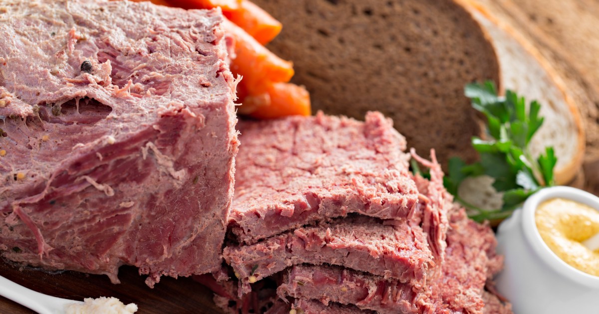 Les chiens peuvent-ils manger du corned beef ? Le corned-beef est-il sans danger pour les chiens ?