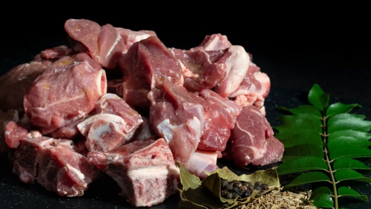 Les chiens peuvent-ils manger de la viande de chèvre ? La viande de chèvre est-elle sans danger pour les chiens ?